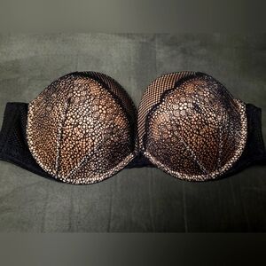 Victorias Secret Very Sexy Strapless Bra